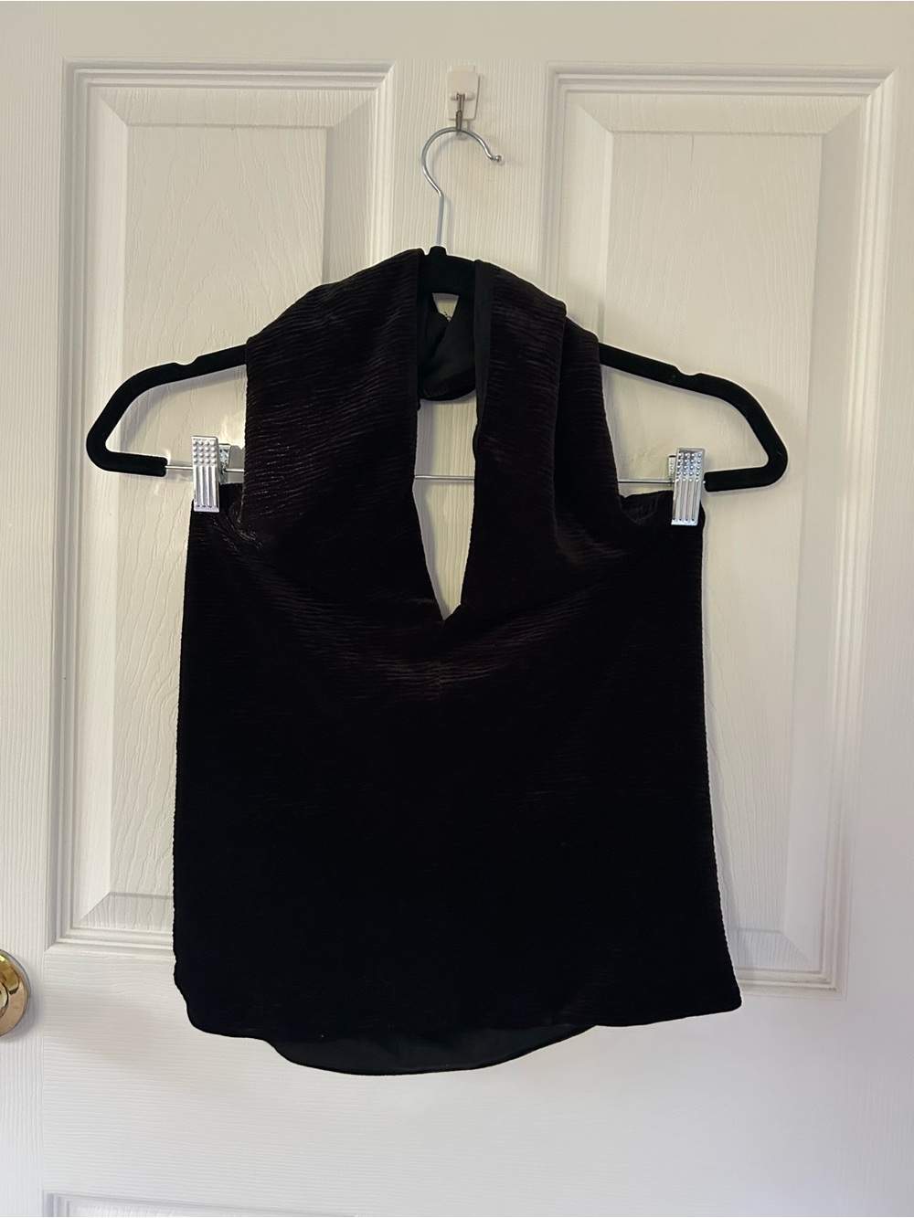 NWT with flaw Anthropologie Dolan Black Velvet Halter Top Size Medium - Picture 13 of 13